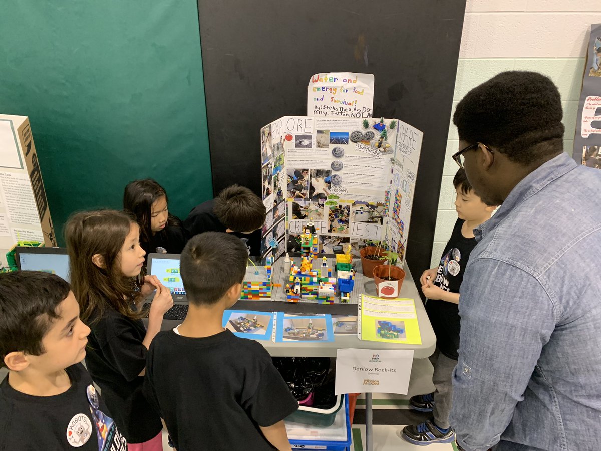 mswongs_class's tweet photo. @TDSB_Robotics @MoePerera thank you for an out of this world 🛸day at our @CANFIRST #JrFLL Showcase! @AnnikaPint thank you for a great day full of lots of excitement and learning! @DenlowPS had a blast! 🚀 https://t.co/vQ7efpy0pU