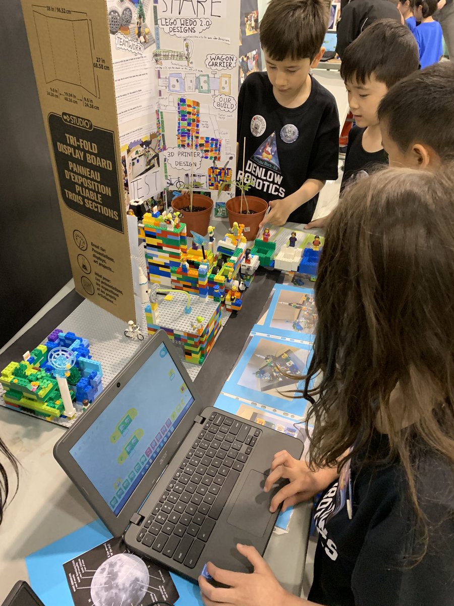 mswongs_class's tweet photo. @TDSB_Robotics @MoePerera thank you for an out of this world 🛸day at our @CANFIRST #JrFLL Showcase! @AnnikaPint thank you for a great day full of lots of excitement and learning! @DenlowPS had a blast! 🚀 https://t.co/vQ7efpy0pU