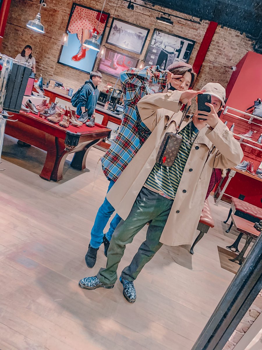 simzyun's tweet photo. ✨𝒆𝒅𝒊𝒕𝒊𝒏𝒈 𝒖𝒔𝒊𝒏𝒈 𝑳𝒊𝒈𝒉𝒕𝒓𝒐𝒐𝒎✨
           𝑩𝑻𝑺 𝒖𝒑𝒅𝒂𝒕𝒆 𝒕𝒘𝒕 
             @BTS_twt
         like/rt for save🤝
https://t.co/ier3ytogCo https://t.co/sL230lT6Qi