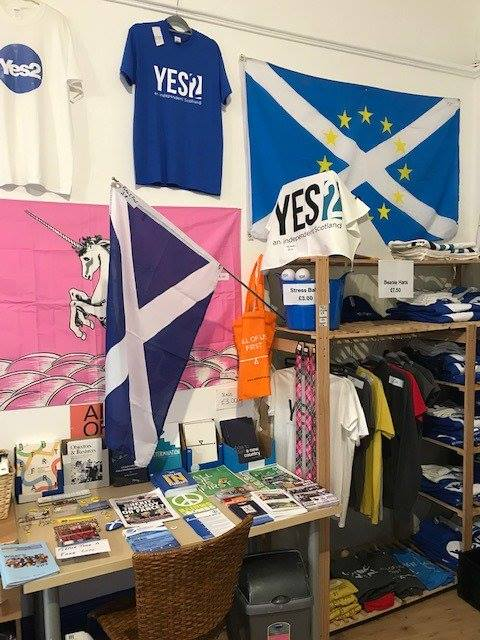 SaorAlba59's tweet photo. Are you getting ready for this year's Independence Marches or just looking for an Indy gift

We have a HUGE range of flags &amp; gift items

Drop in for a look &amp; a wee chat

20 Hunter st
Kirkcaldy
Mon-Sat 10am to 4pm https://t.co/n9uUkBjwgU