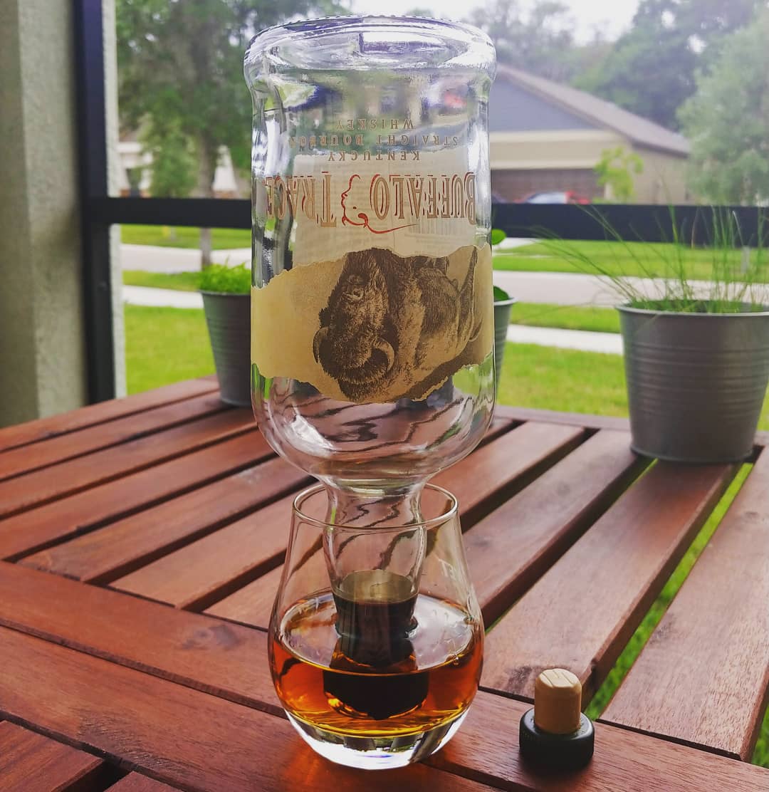 TonyThompson23's tweet photo. Buffalo down! #bottlekill #lanailiquor #deckpours #buffalotrace #buffalotracedistillery #sazeraccompany #kentuckystraightbourbon #kentuckybourbon #bourbon #bourbongram #whiskey #whiskeytime #whiskeygram #weekendwhiskey #whiskeyneat #tampa #tampalife #tampafl #tampabay https://t.co/mq2n0oAr1n