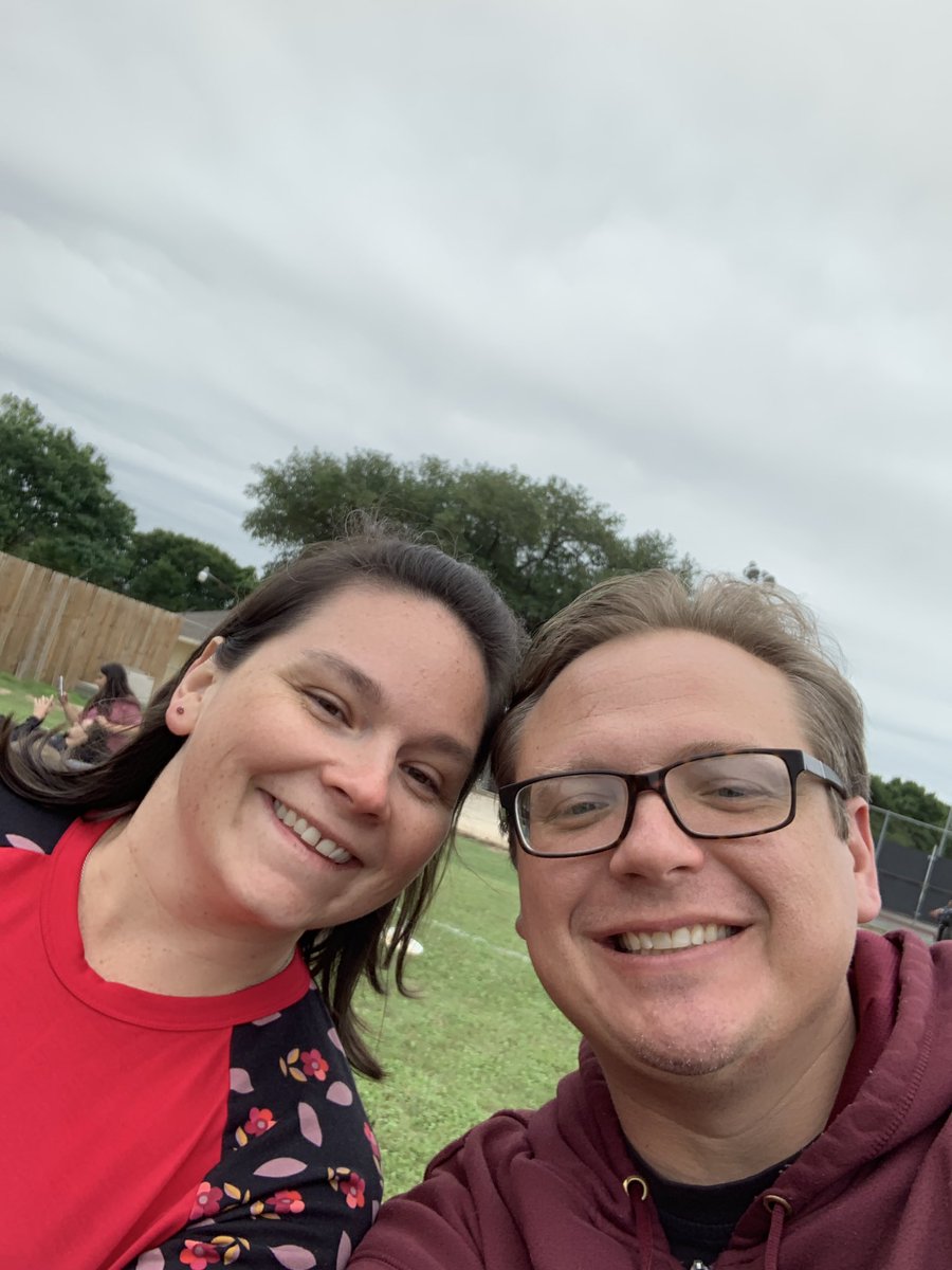 matt_bartosh's tweet photo. Thank you to the @NISDTimberwilde 2nd grade team for putting together such a fun picnic!  We appreciate you! #TeacherAppreciationWeek2019 https://t.co/Tgadv7zLKV