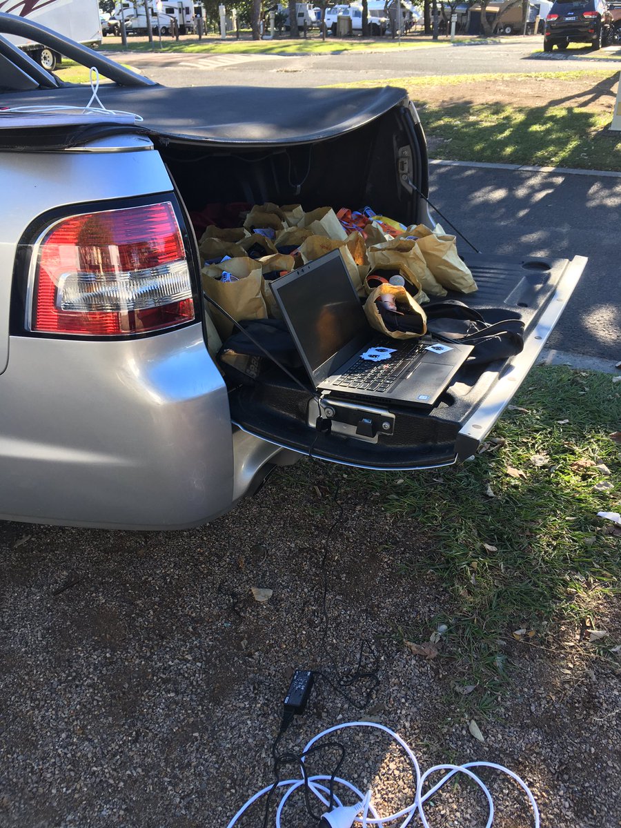 SpliceFixer's tweet image. @TuskCon registration desk...