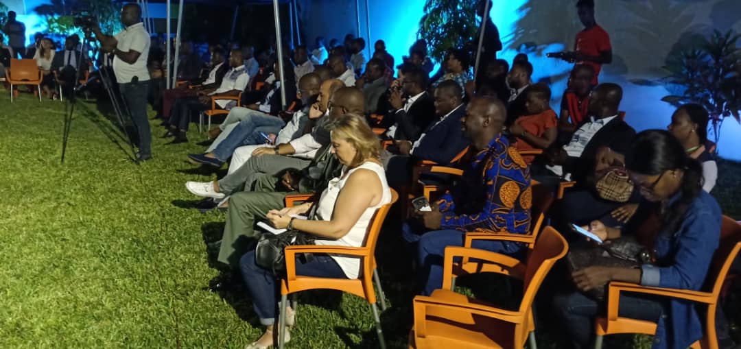 Soirée #FrenchTechtourAfrica offerte par la <a href="/FrenchTechAbj/">FRENCH TECH ABIDJAN</a> chez <a href="/CI_OrangeFab/">Orange Fab CI</a> pour présenter nos 4 startup invitées <a href="/datacup_io/">DataCup</a> <a href="/ZeBox_/">ZEBOX</a> <a href="/Fideciel/">Fidéciel</a> #Athenasys Merci à tous pour votre présence, Special thx <a href="/Ziggy025/">Innocent NDRY</a> @BF_CotedIvoire <a href="/TheSoizicLive/">Soizic M.</a> <a href="/emmanuel_henao/">Emmanuel Henao</a> <a href="/JeoffreyWoods/">JeoffreyWoods</a>