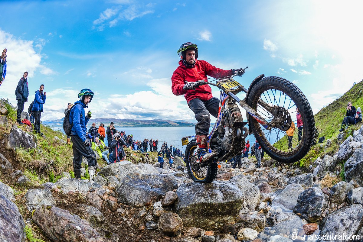 SSDT set for final day <a href="/jamesdabill/">James Dabill</a> v <a href="/dougielampkin/">Dougie Lampkin</a> showdown. Day five results added at bit.ly/2VVkpeG #ssdt