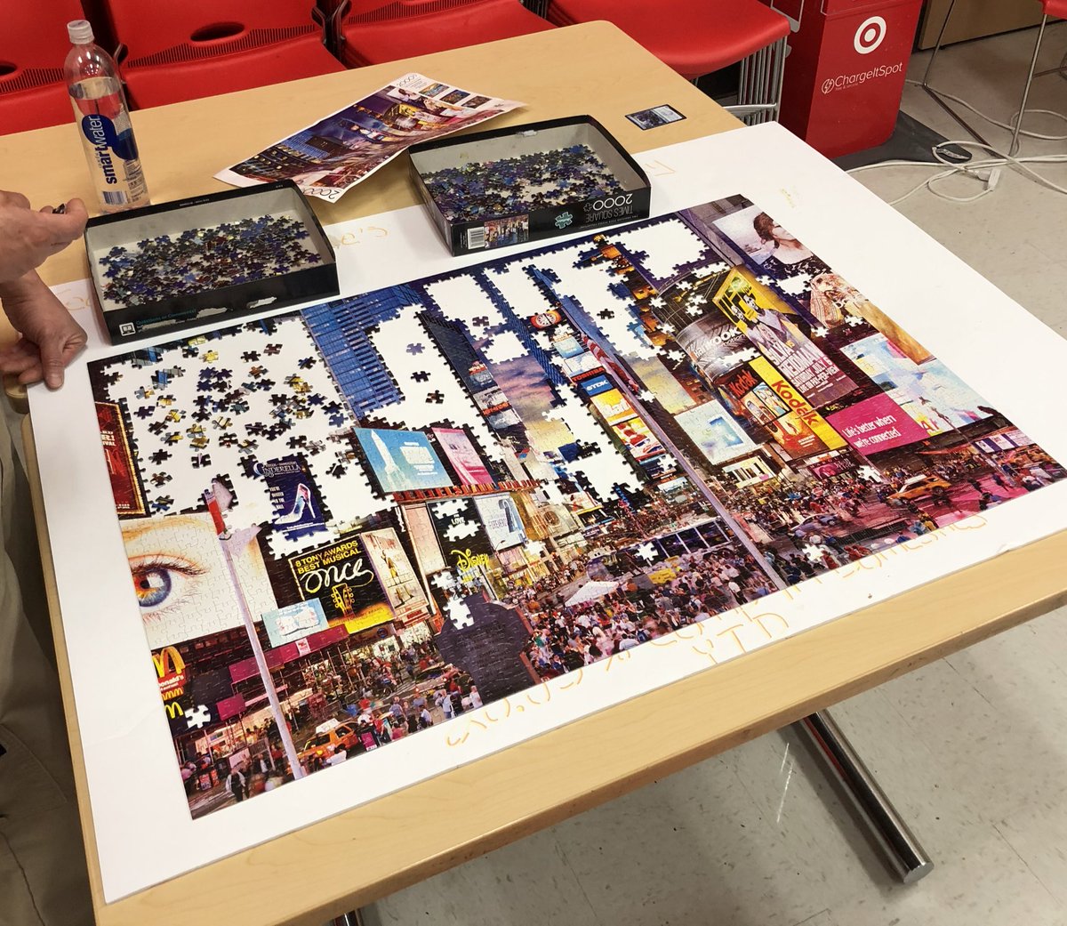 So many hands touched this puzzle and only one missing piece! Fun idea, thank you Michael for setting up for team! <a href="/kenfiggs/">Kenfiggs</a> <a href="/DianaC_Target/">Diana Cesar</a> <a href="/alyssa_sudbrink/">Alyssa Bennett</a> @RobFunk87  <a href="/big_milk83/">Amilcar Castillo</a>