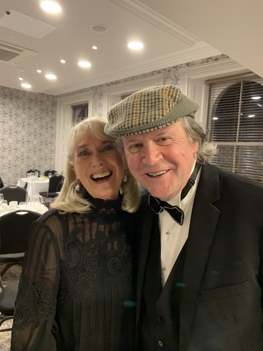 Jan_Leeming's tweet photo. What a pleasure to attend such a fun show #OnlyFoolsand3courses - absolute pleasure to meet you and the cast. https://t.co/cStdl63YKX