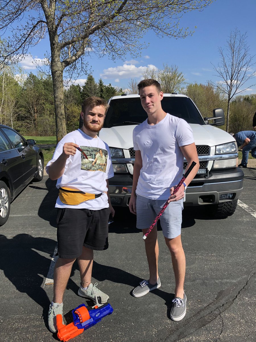 Fago with the snipe on Luke from Triforce <a href="/NerfChan/">Chan Nerf War 2019</a>
