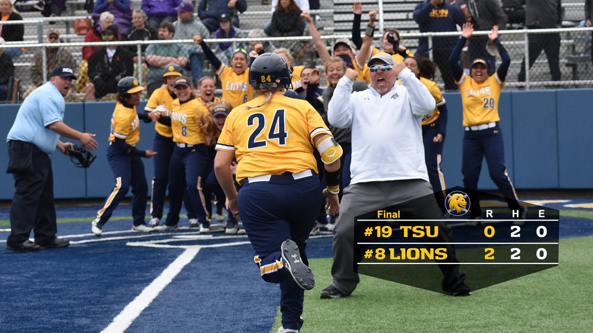 Lion_Softball's tweet photo. RECAP: No. 8 Lions advance to winner’s bracket after 3-0 shutout win over Dixie State #NBSD 
https://t.co/UzyTTwc5wI https://t.co/I3OAuJLen0