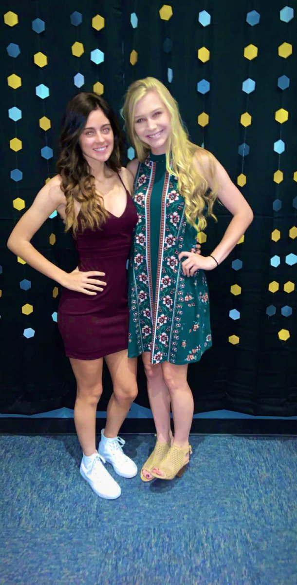 Haley Bragg tweet media