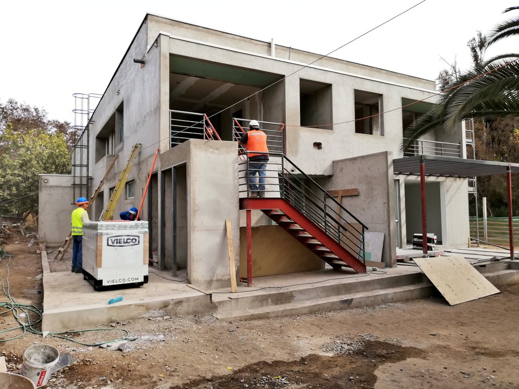🏗️Ejecución: Cuartel de Bomberos <a href="/SEGUNDA_CVI/">2da Cia Patagüilla</a> continúa el avance del Proyecto.

10.05.2019

💥Instalación de portones.
👨‍🎨 Yeso y empaste interior
🎨Pinturas exteriores.
🔩Instalación de ventanas
⛏️Pavimentos interiores

⏱️90 días de ampliación plazo

<a href="/BomberosdeChile/">Bomberos de Chile</a>
