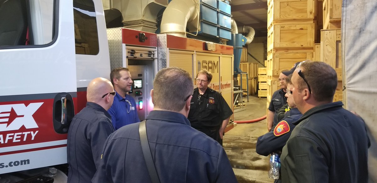 AkronBrass's tweet photo. Local departments in OH met SAM at Akron Brass HQ last night. Next Stop, Your City.
#samflows #spotSAM #waterflowexperts #firefighters @idexfire @HaleProductsInc https://t.co/DU2X0HGAO1