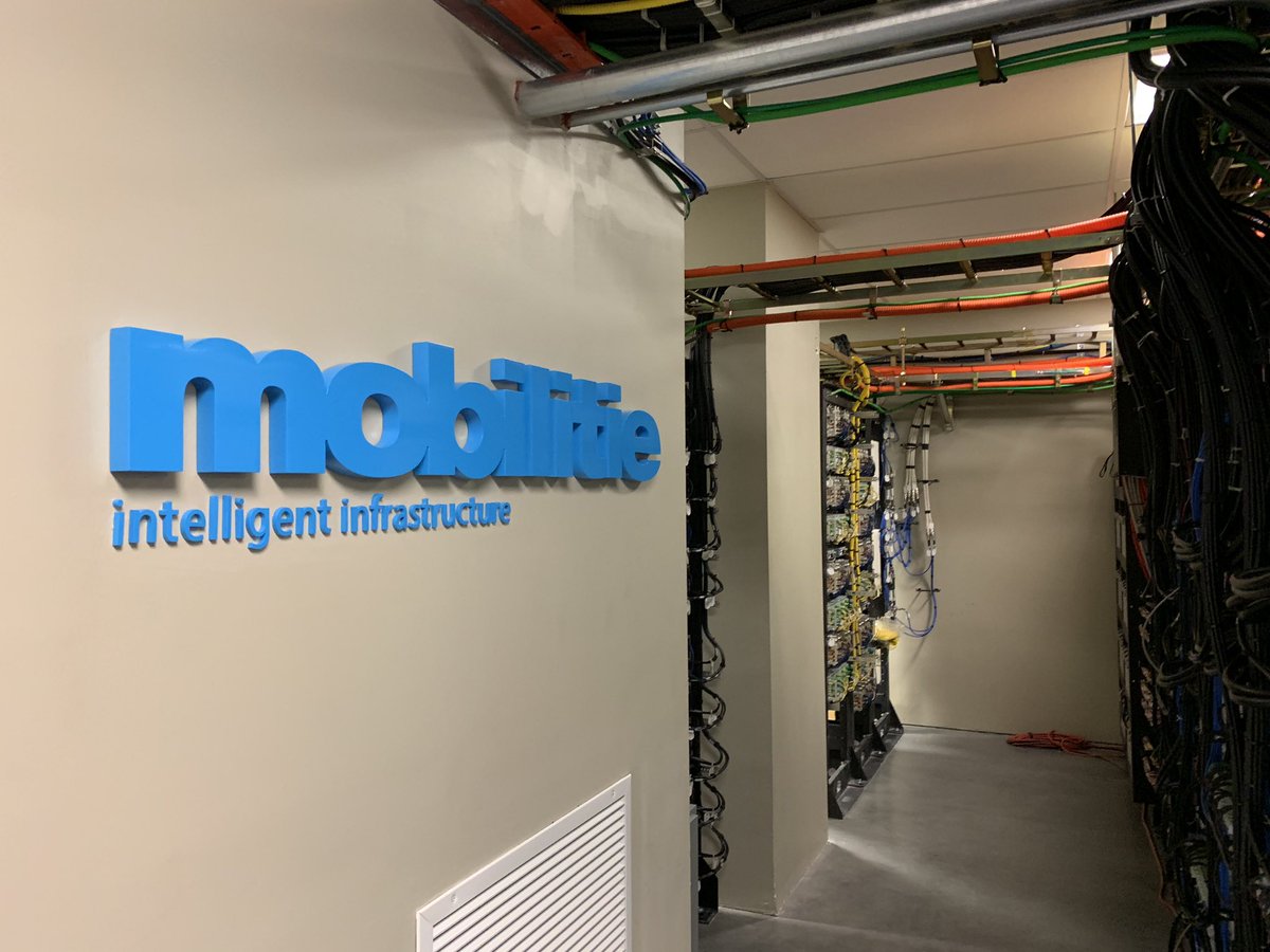 R “Ray” Wang 王瑞光 #Cupertino #AI #Energy R.NFT tweet media