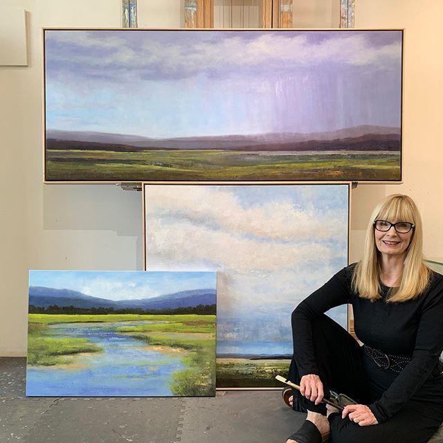 Jamie Kirkland paints at Winterowd tomorrow 10-2 as part of the Canyon Road Spring Arts Festival. Come meet the artist and watch her paint!
.
.
.
#artistatwork #canyonroad #jamiekirklandfineart #landscapepainting #gallerylife