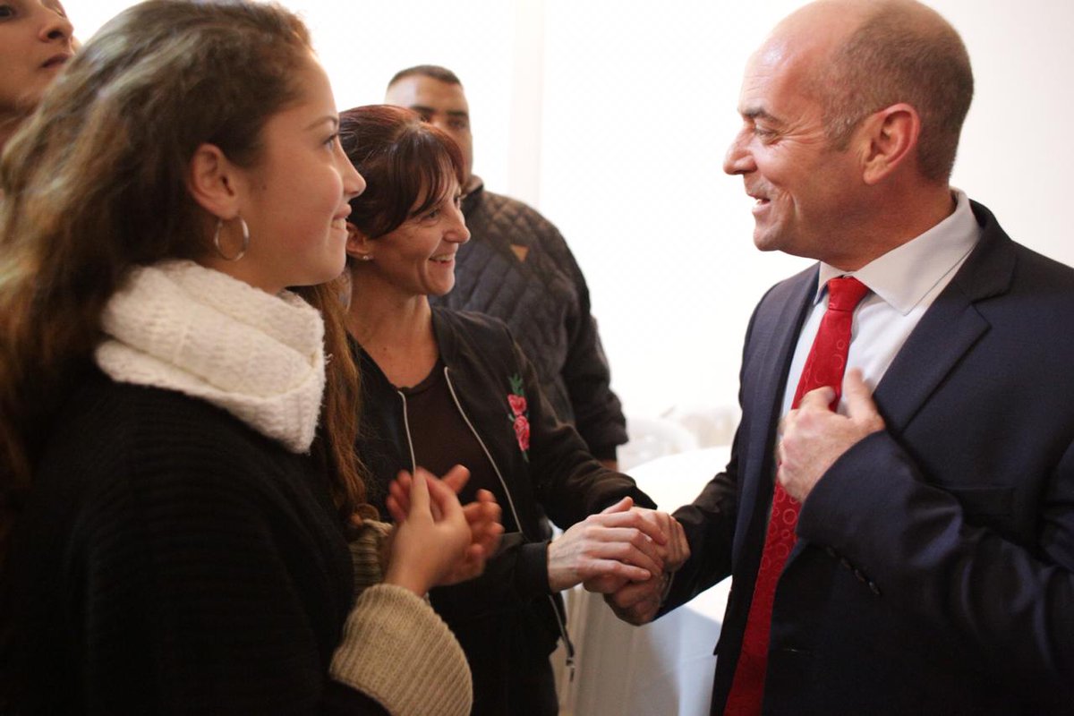 jplichtmajer's tweet photo. Creo firmemente en que el diálogo es siempre la mejor solución. Nos juntamos con miembros de la Secretaría de Bienestar Educativo para charlar. La Educación es nuestra bandera, y con ella trabajamos, orgullosos. 
#JuntosPodemos #HacerHistoria 🤝 https://t.co/z7qY7Zzzzq