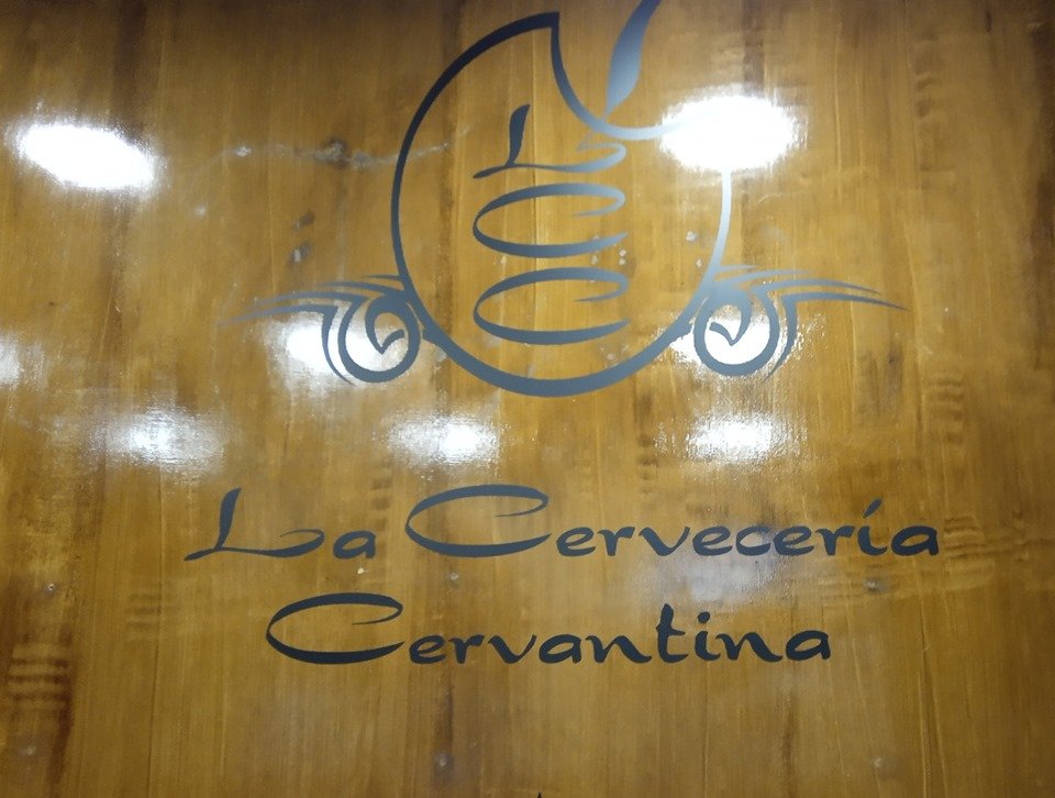 LCervantina's tweet photo. Hoy ha sido una gran tarde/noche el tiempo ha acompañado a nuestra nueva apertura, La Cervecería Cervantina! 
Agradecemos a todos los que habéis venido a celebrarlo junto a nosotros!

La Cervecería Cervantina 
Calle Toledo 2 Alcala De Henares Madrid https://t.co/bC7fTh3oZh