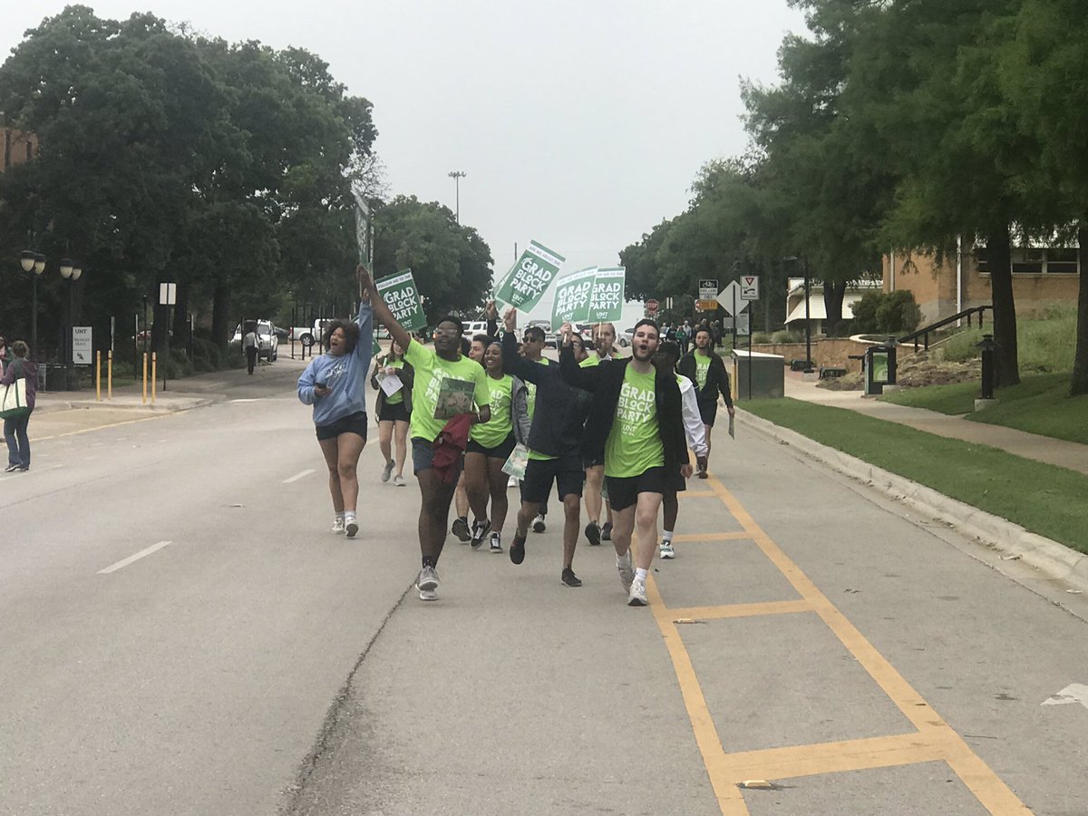 UNTAlumniAssoc's tweet photo. Nobody throws a party like the #MeanGreen! #UNTBlockParty https://t.co/NfoCbmltpB