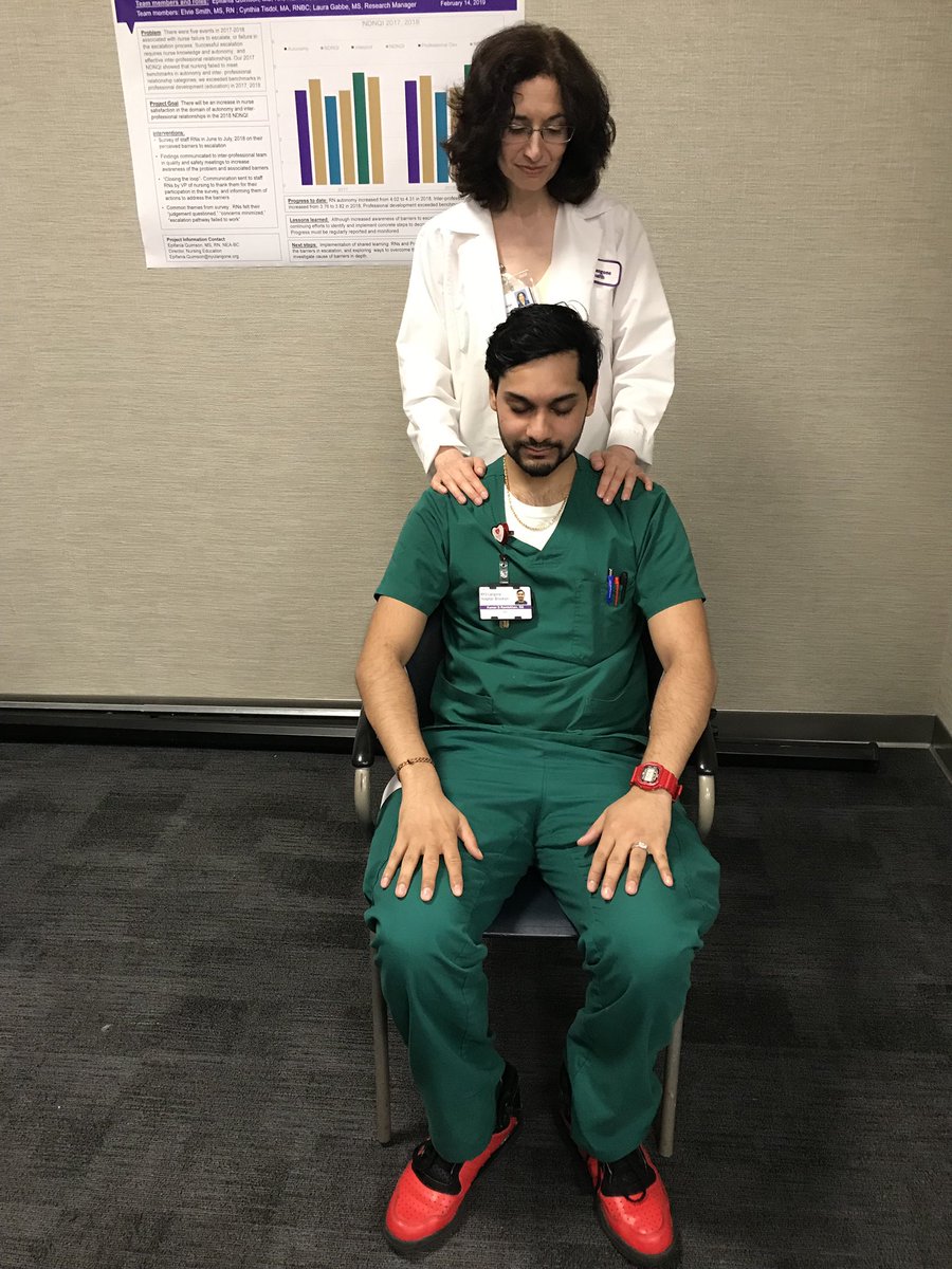 CathyCullenNYU1's tweet photo. Enjoying self care with our integrative health colleagues #nursescaring4nurses #nyulangonebrooklyn #nursesweek @nyulangonebrooklyn https://t.co/roQt1vbMxQ