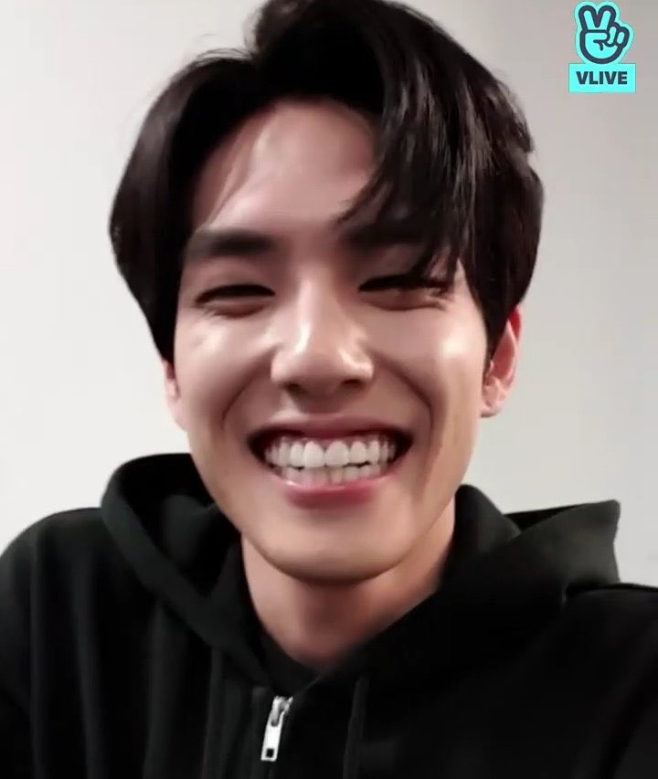 softkidols's tweet photo. day6 • wonpil (❁ᴗ͈ˬᴗ͈) https://t.co/DsCFgEw4Zh
