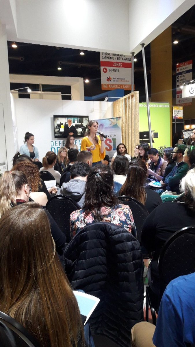 Gracias a tod@s por haber estado en la presentación de la memoria del Hackaton Jóvenes x la ESI!! ,🎉
Junto a la <a href="/DefensoriaCABA/">Defensoría del Pueblo CABA</a> vamos a seguir trabajando para que la #ESI llegue a todas las escuelas de la Ciudad. 
#ESImportante #ESImparable