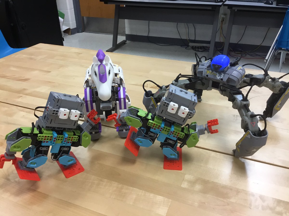 When the #robot are built and ready to be coded!! They have to have a #groupshot! <a href="/UBTECHRobotics/">UBTECH Robotics</a> <a href="/MekaMonOfficial/">MekaMon</a> my students are excited and ready to use these robots to complete real world tasks! These were purchased through my class winning a #ICEAward from <a href="/IrvingISD/">Irving ISD</a> #dpvils