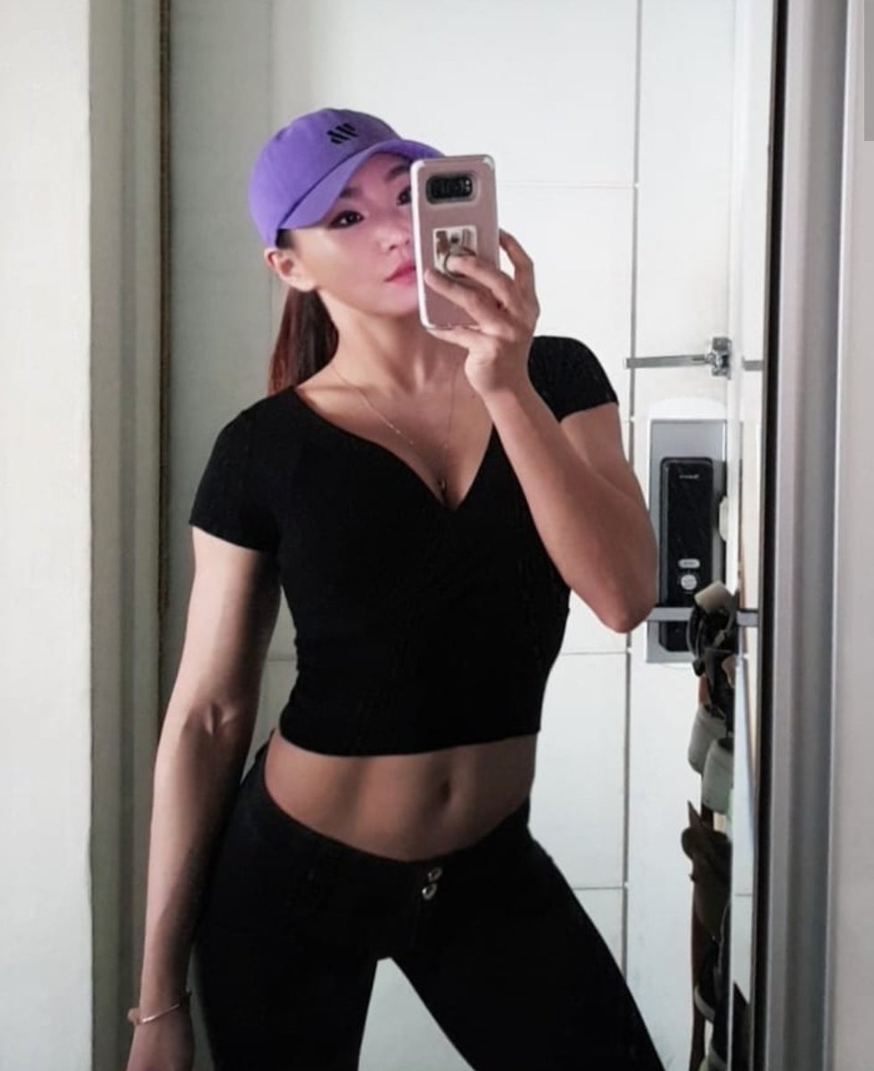 Yumi Song (@_yumi_song) on Twitter photo 