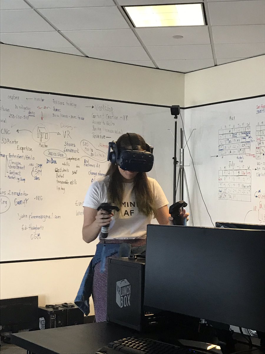 gonzlaur's tweet image. Now thanks to @savvynewb we’re at Chronoa for a VR/AR demo! #wocincomputing @faniaeste @njoying