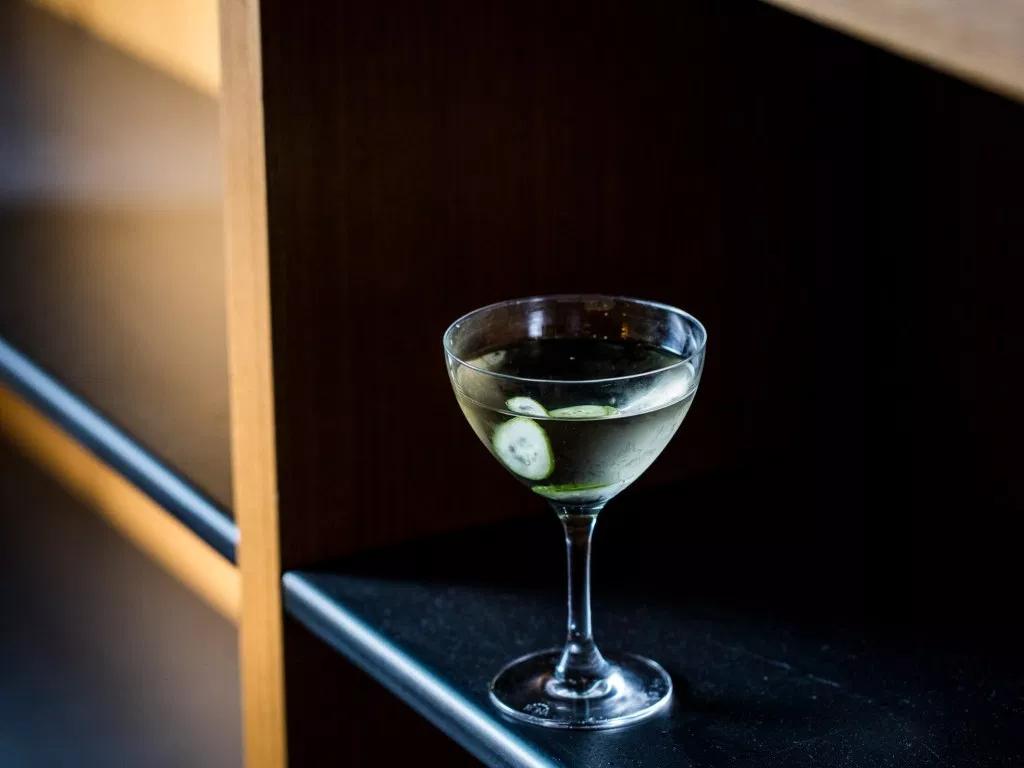 hannaleeny's tweet photo. Cedric's at The Shed on @coolhunting! 🍸👌
Thanks, @DaveyBarrett!
#cedricsattheshed #cedrics #hlcclientnews https://t.co/rCxosjDxU7 @USHGNYC @dhmeyer https://t.co/JyAVpXN0Sn