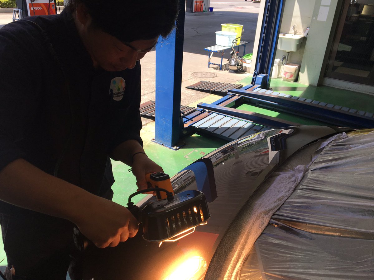mikamosekiyu's tweet photo. 新車コーティング施工を頂きました。

ムラなく細かな部分までスプレー施工
熱処理で完全硬化、深いツヤと保護力アップ

いつまでも綺麗に乗り続けて頂く為に
#Mcoat
Produce by #GGuard https://t.co/l9zNXstMcd