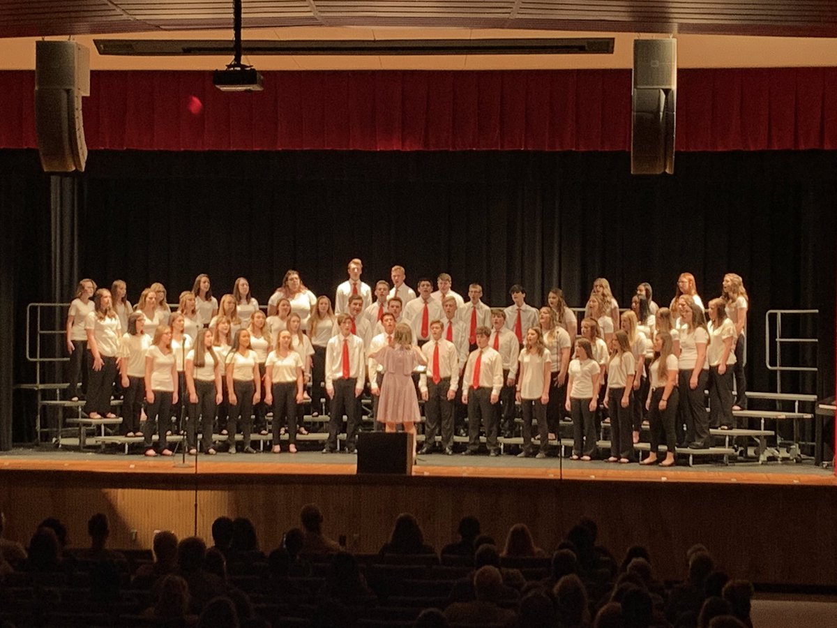 FCSDInfo's tweet photo. Amazing choral concert at FC tonight...the talent is overwhelming!!!

Song selection was outstanding and chosen by students...student voice and choice implemented once again at FC!  Great job Mrs Garry!

Way To Go Singing Rangers!!! https://t.co/gE34cQOP3k