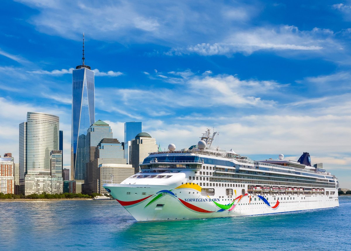 CruiseNorwegian's tweet image. She's ready for a bite of the Big Apple! #NorwegianDawn is on her way to NYC. #CruiseNorwegian