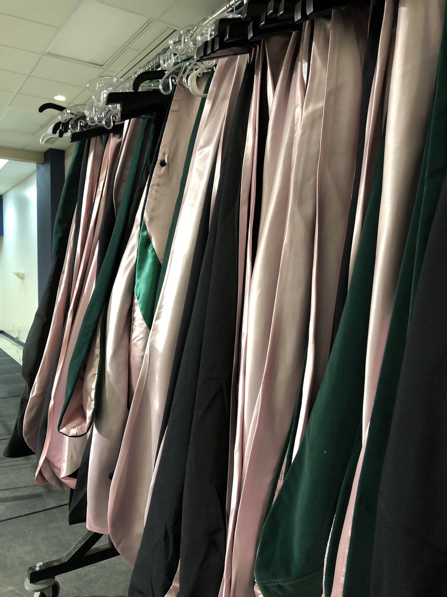 UNDSMHS's tweet photo. Tonight is the hooding ceremony for the class of 2019 Physical Therapy students! Keep a lookout for more tweets as the ceremony goes on. #DPT19 https://t.co/v12vpQ0JiP