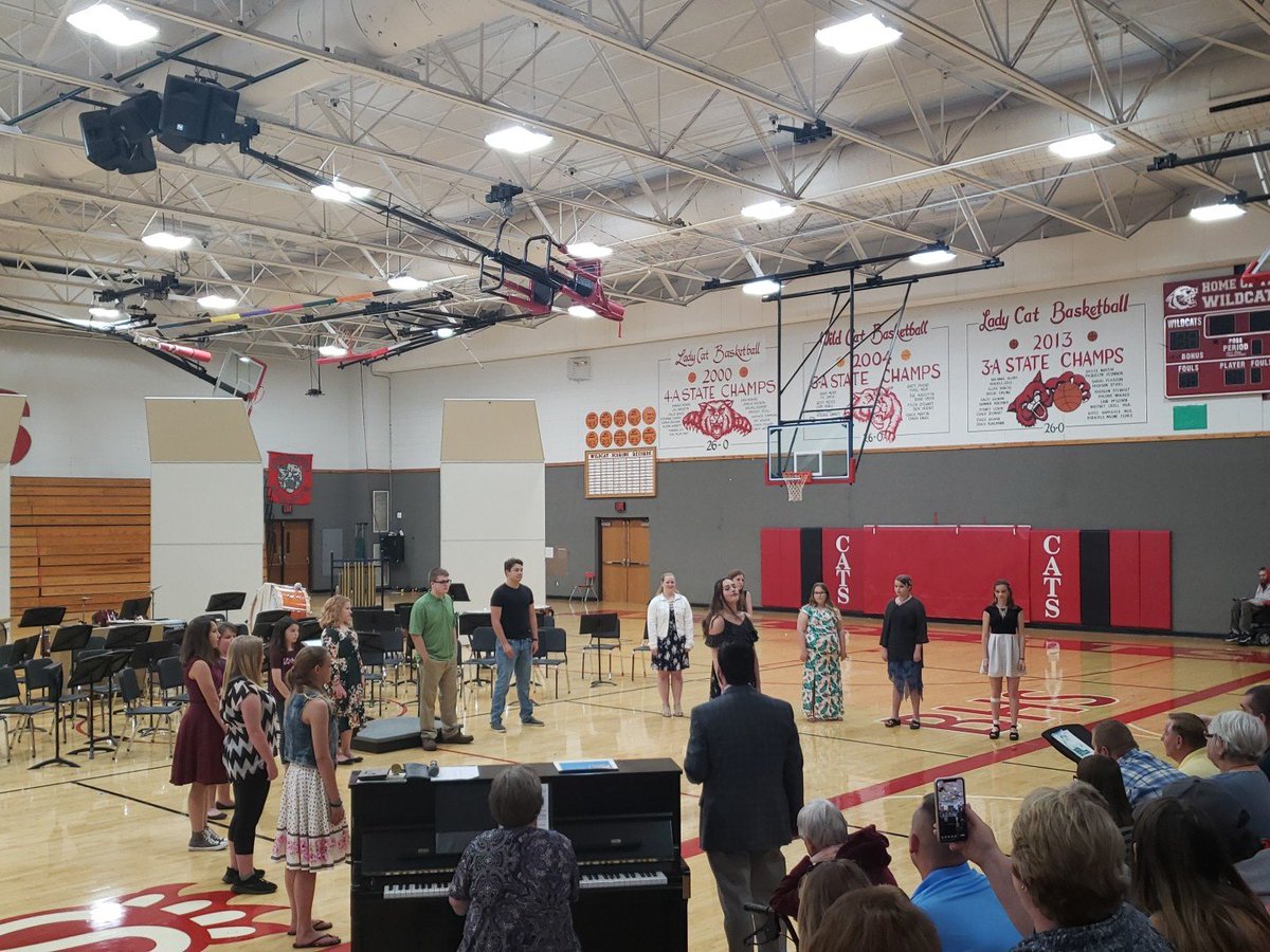 MS and HS choir performing at BHS tonight!
#BtonMS 
#BtonHS