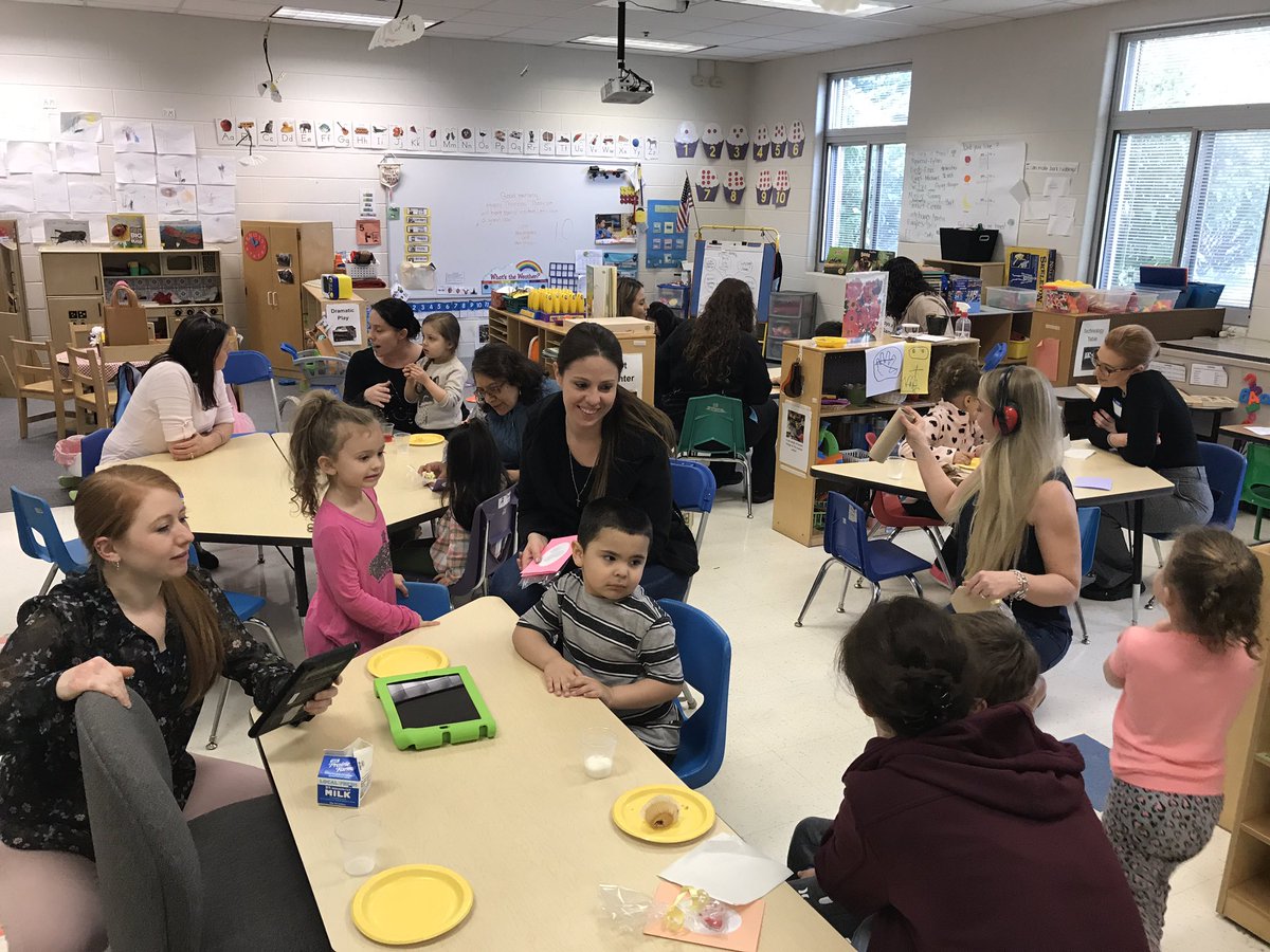 WD7ELL's tweet photo. Mother’s Day Tea at ECEC. Feliz día de las Madres, Happy Mother’s Day, Wszystkiego najlepszego z okazji z okazji Dnia Matki https://t.co/pAUb1DCwZ6