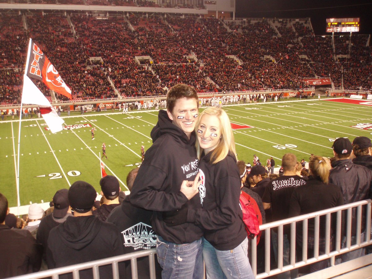 joedmarti's tweet image. #DearMeTenYearsAgo

That girl you married in 2006... best decision of your life. 👌🏻