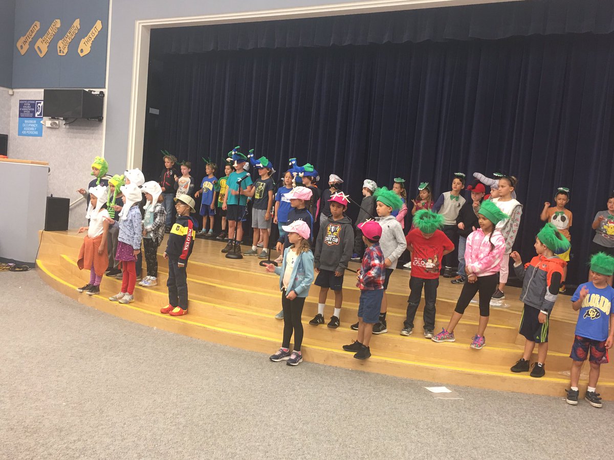 Room16terps's tweet photo. Dress rehearsal for our Biome musical! #delmarhillsk6 #DMUSD https://t.co/7uCezwGOI8