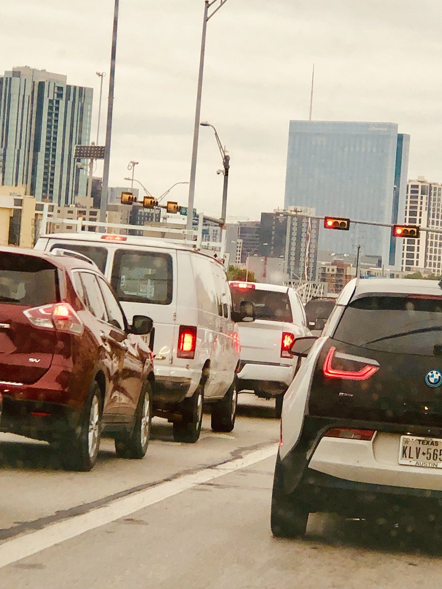 ddewaynejohnson's tweet photo. DWNTWN,AUSTIN 🌆  @austintexas #downtownaustin #skyscrapers #entrepreneurlife #roadrage #sunset #may10th #finacialfreedom https://t.co/w9R0Z6ZBDj