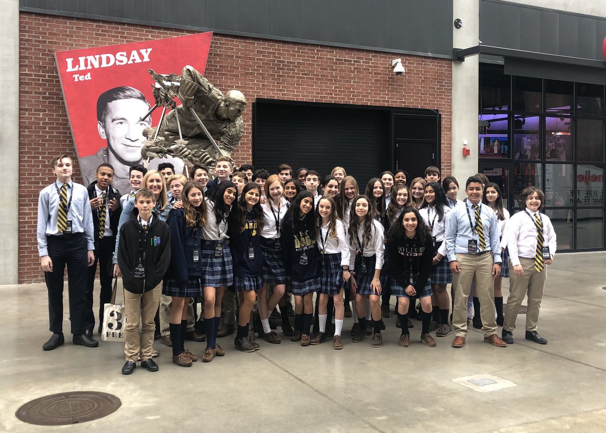 STrautie's tweet photo. Awesome field trip with my media students to @pizzapizzaarena to tour the facility & meet part of the marketing team. #willcomeagain #DCDSacademics @DCDSchool https://t.co/Yc13p4kTG1