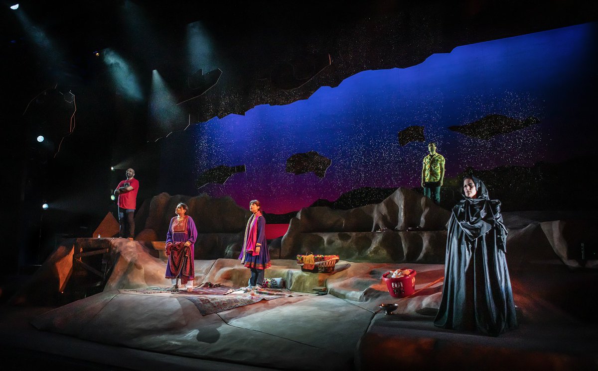 #BrumHour 🐝 Networking with #Birmingham tweet media