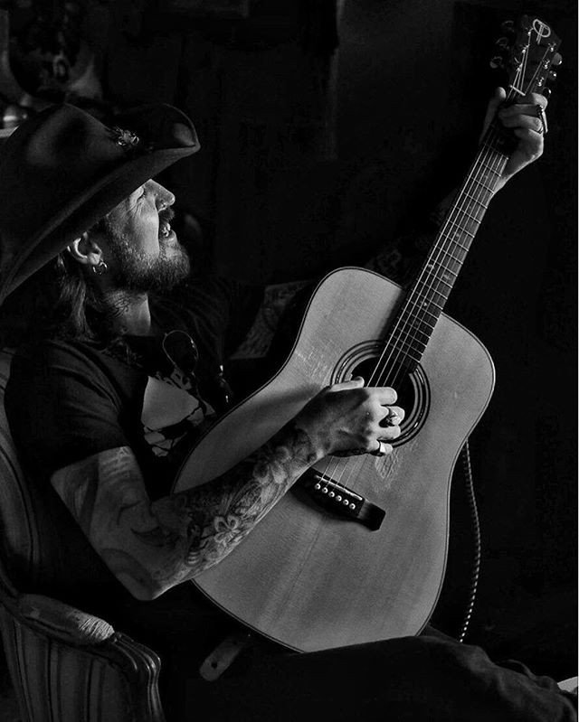 The Teton family is sending big hugs and congratulations to the Madsen Family who just welcomed in a baby boy. We imagine Lorin is grinning just as big holding that sweet babe as he does holding his guitar, probably bigger!⁣

📸: Julie Scudder⁣
#TooBlessedToBeStressed …