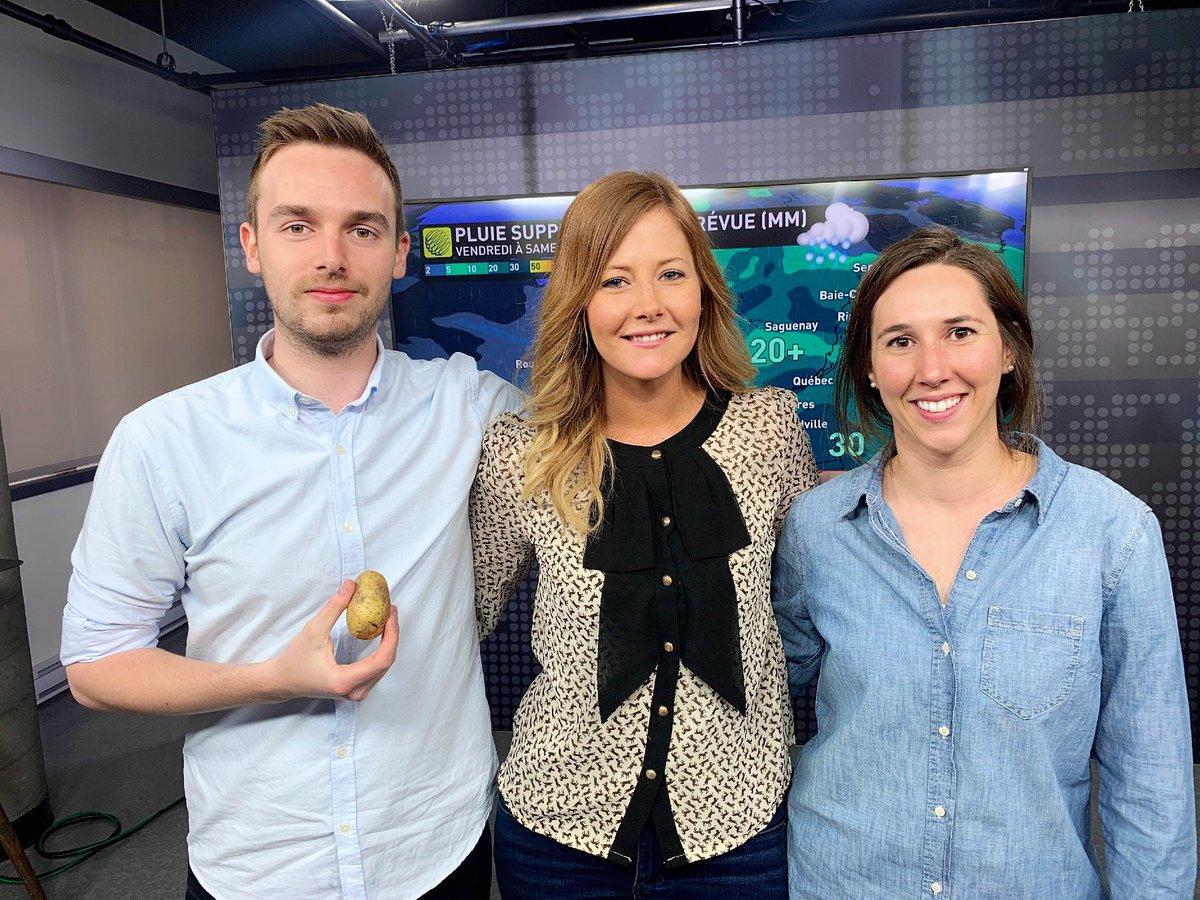 JatieKones's tweet photo. Back from hanging out with (most of) the best social media team in the biz π @weathernetwork @meteomedia
Just missing our @lianardone holding down the fort at HQ π©π»βπ» #WeTheWeather https://t.co/us6RXGTGH0