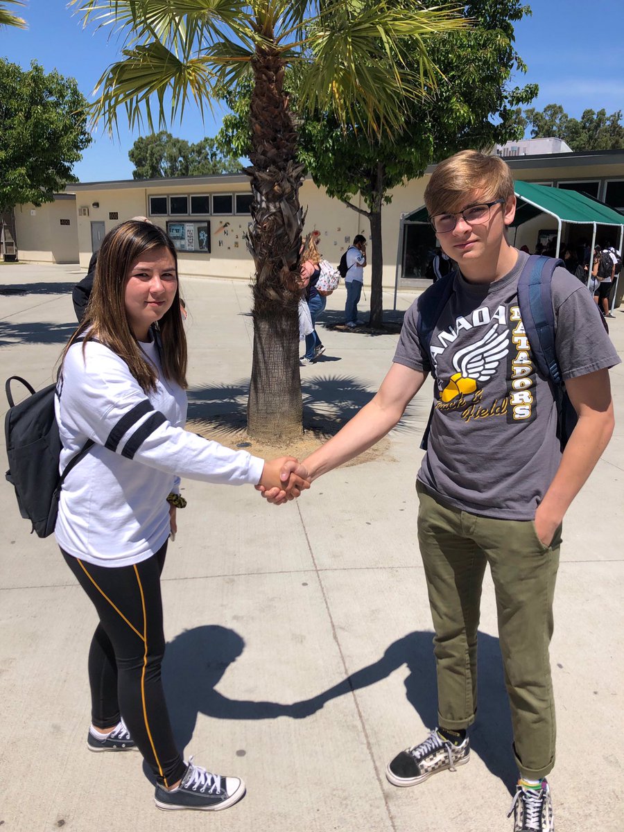 dewalt_ladders's tweet photo. black,gold, and beef squashed #weloveguccigang ap testing had us tired but still spirited! 🤩🤝🚫🐄14/14 absent: Parker and Hunter #ghsspiritgames https://t.co/4mE6Pv0gYC