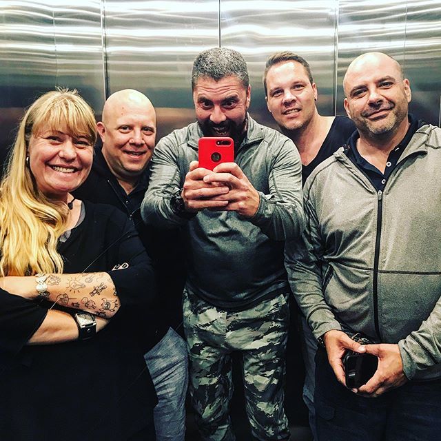 AlistairPugin's tweet image. The SharePoint Saturday South Africa organizers “Can he just take the damn photo” Lift Mirror Selfie. #SPSDBN bit.ly/2E5g0f8