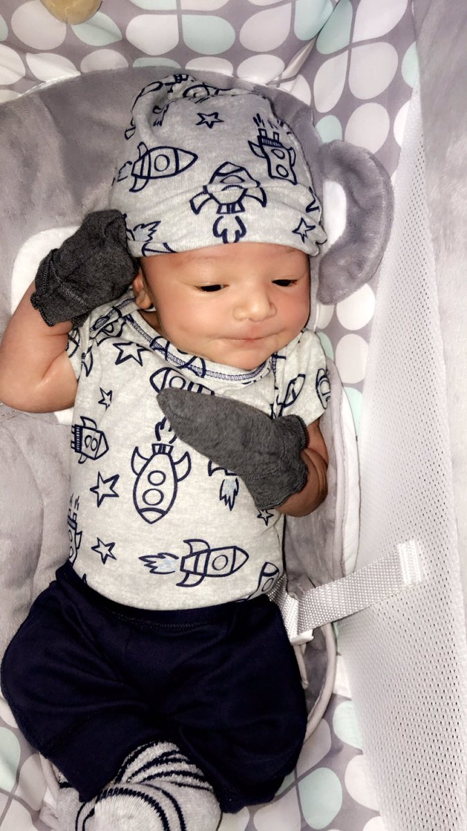 Notice_Nelly's tweet photo. I’m obsessed 💙💙💙💙 https://t.co/8V85uTdnBt