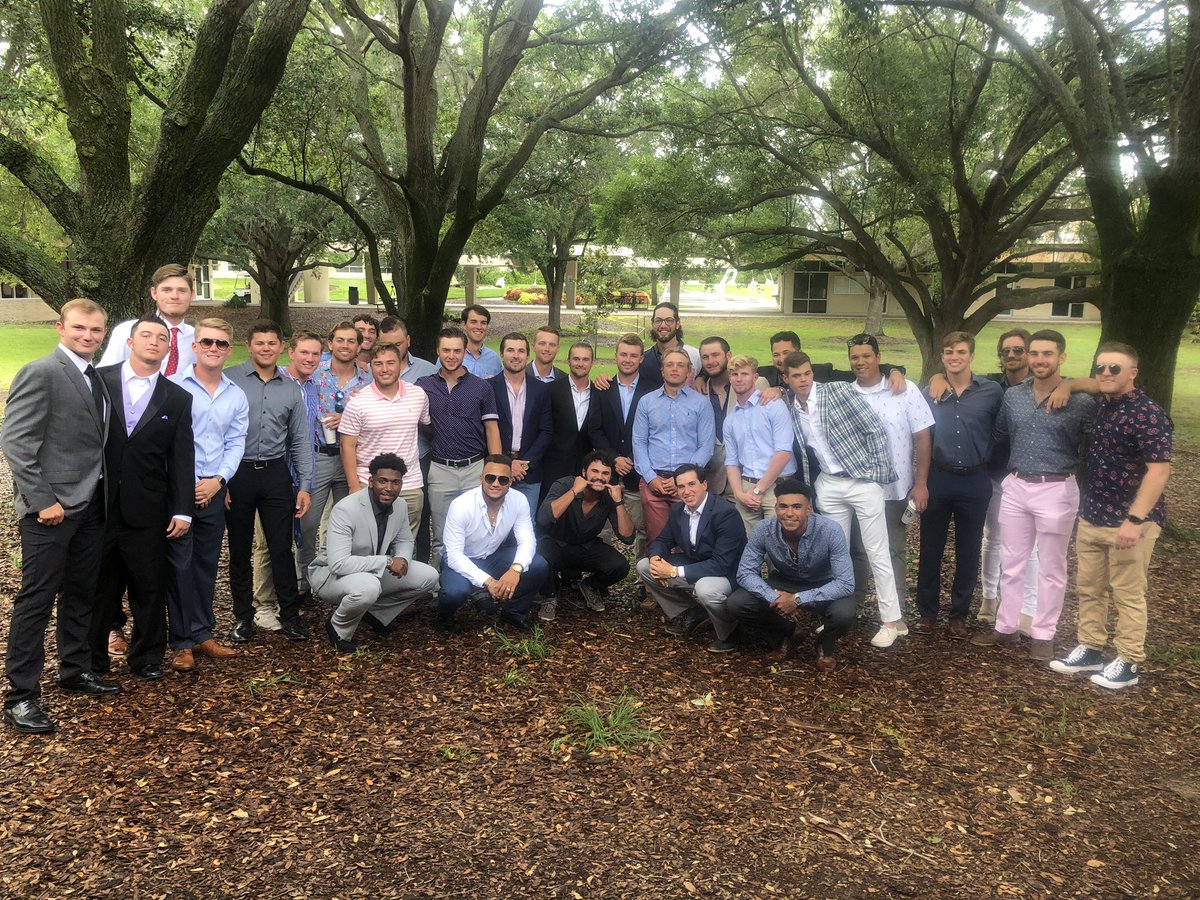 EckerdBaseball's tweet photo. Good night for the boys! #ECSPYs https://t.co/kNvYT8kGZ1