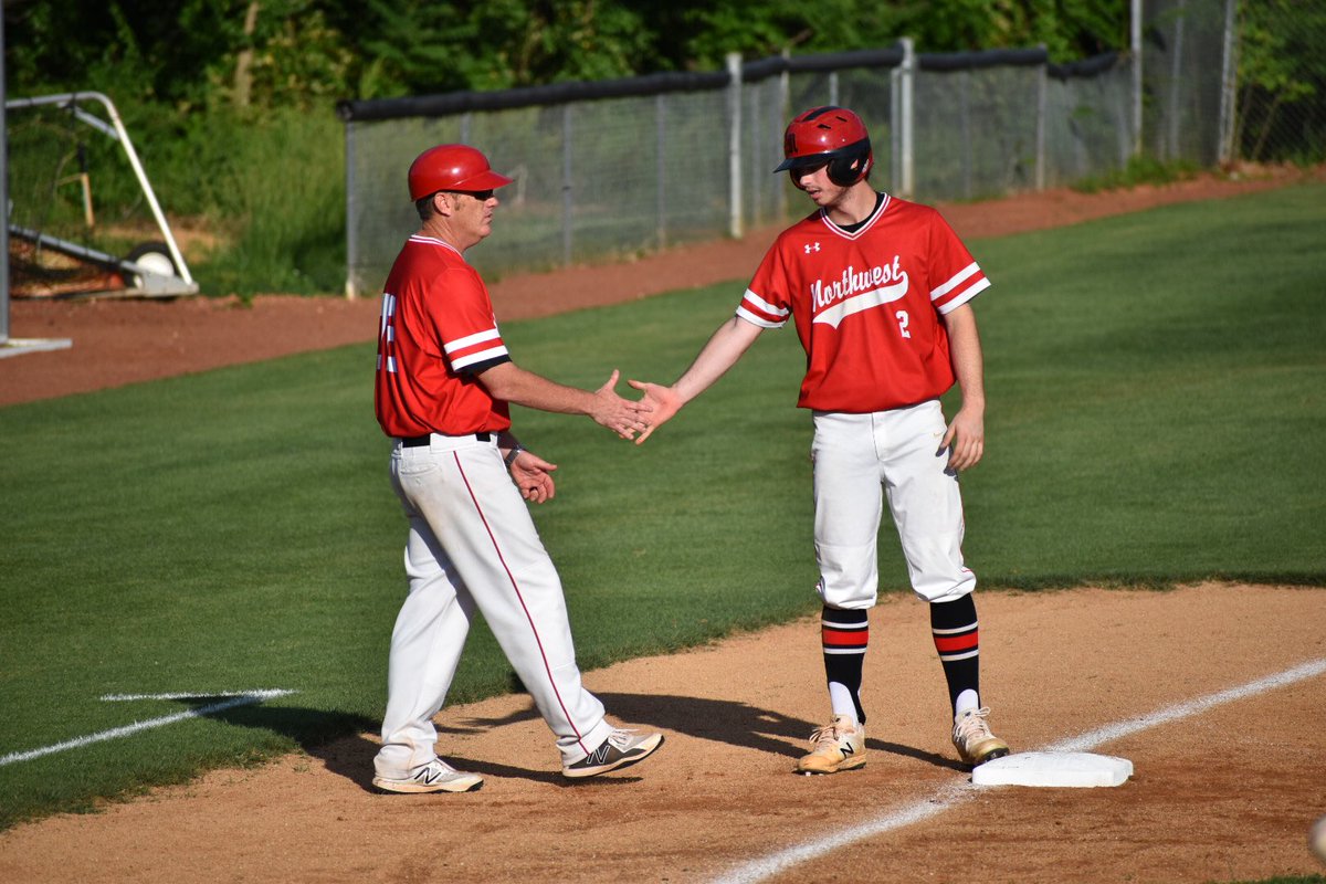 canblanchard's tweet photo. I love you E 💔 Tonight was his last HS baseball game 😢 You pitched a hell of a game ⚾️ @EthanBlanchard https://t.co/hCRZiOSABG