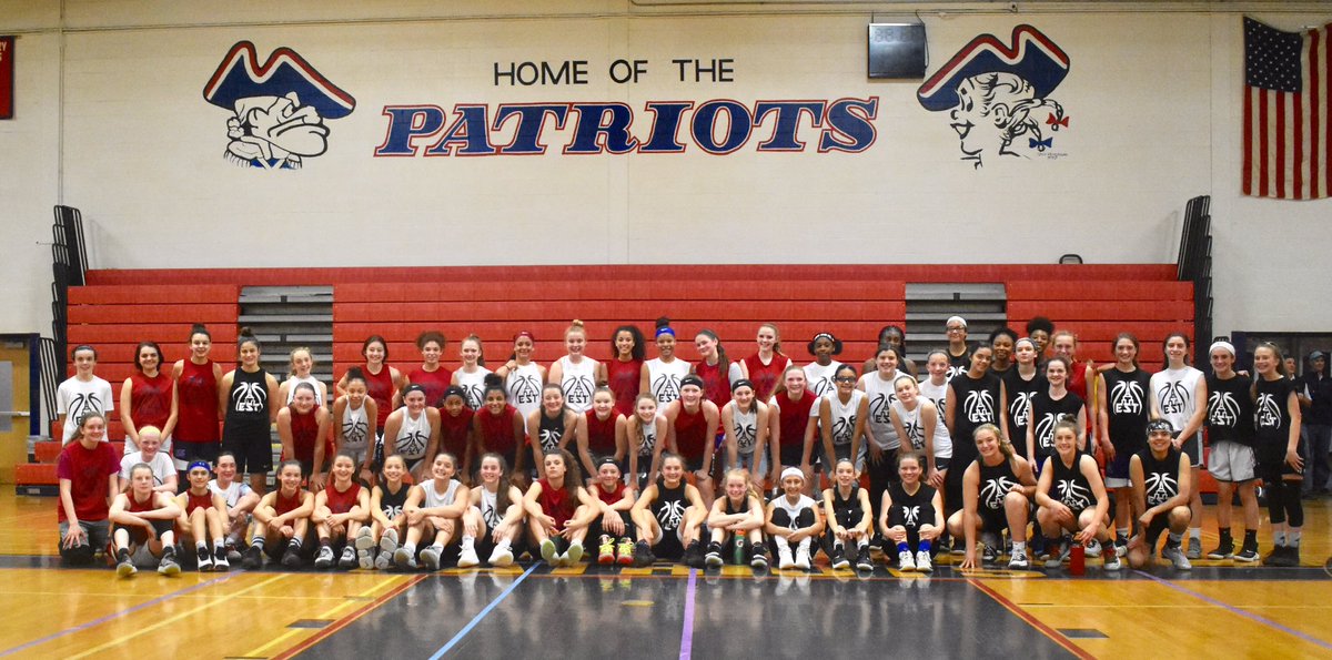 Traditional event pic 📸
Many of the region’s best of the future at Schenectady tonight. Locals, Utica, Syracuse, Rochester, Buffalo, Binghamton, Elmira, Plattsburgh, Hudson Valley &amp; everywhere in between represented. THANK YOU to all who made the Middle School Combine a success!