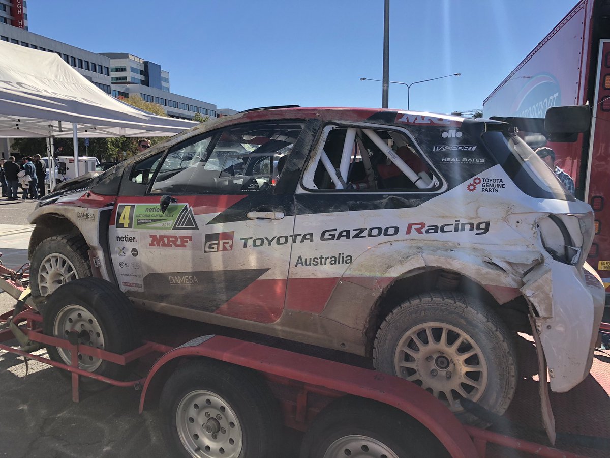 Lewis Bates’ Yaris AP4 returns to the service park after an off in Leg 1. Unlikely to make a start for Leg 2. #ARC19 #NatCapRally