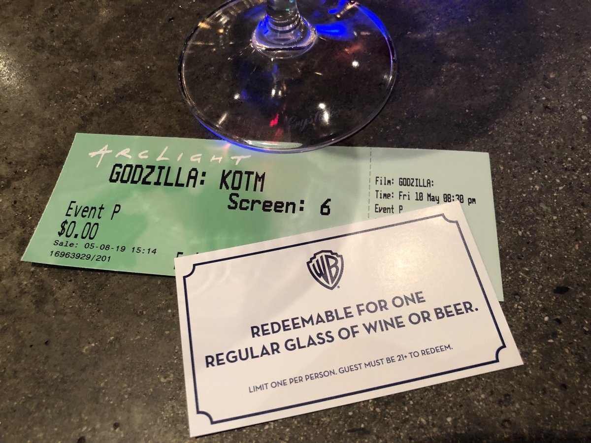 RMBee's tweet image. Join me LIVE TONIGHT at MIDNIGHT PST for a special @ROBSERVATIONS2 non-spoiler reaction video to GODZILLA: KING OF THE MONSTERS! On @YouTube at @TBurnettwork. Join the #PostGeekSingularity and add your voice to the conversation!