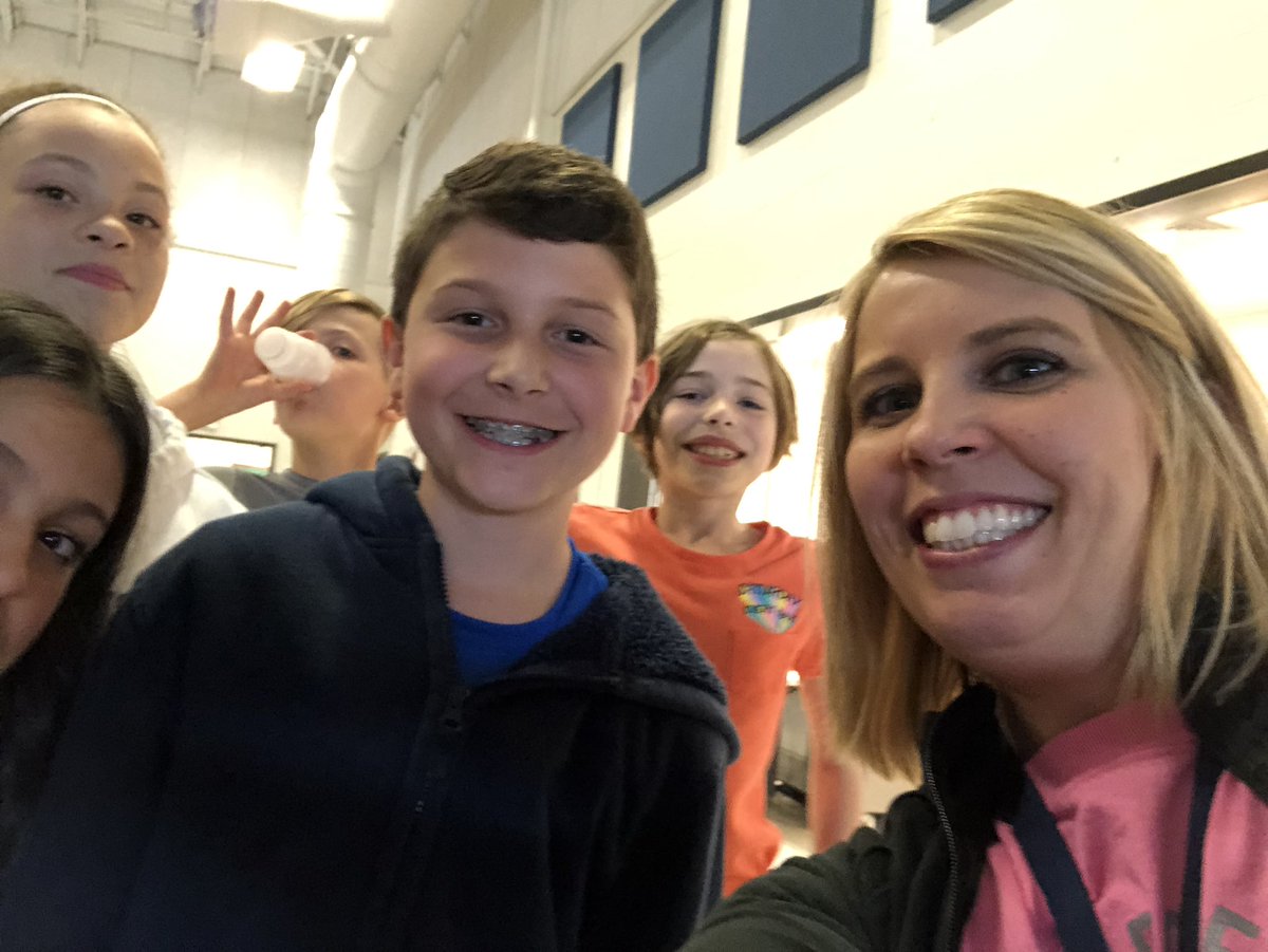 SCEReilly's tweet photo. These 2 were amazing DJs today! We love Fridays at Stone Creek! #dragonsdinetogether https://t.co/x1u7l2NhLN